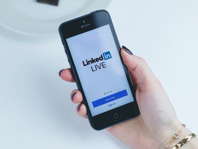 How to Use LinkedIn Live for Your Brand