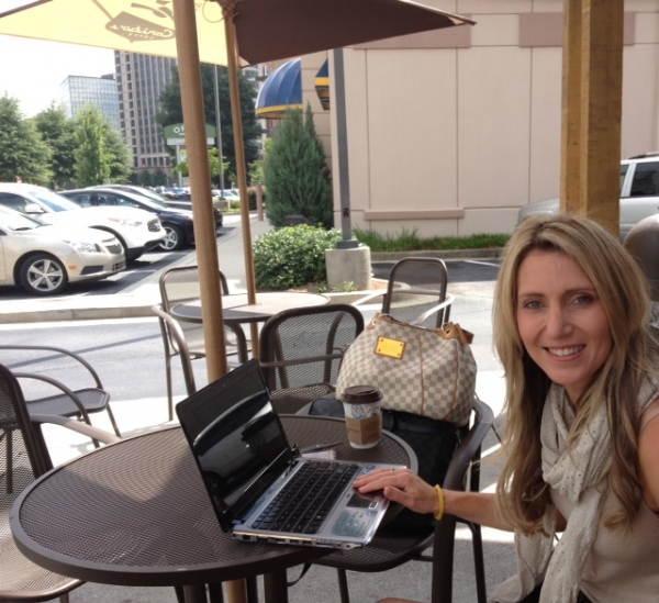 Caribou Coffee Shop in Atlanta Fosters New Business Blog