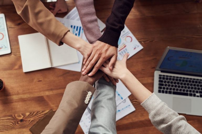 How to Build an Effective B2B Marketing Team Blog