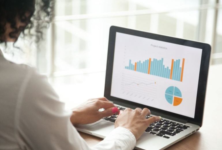 Navigating Mid-Year: Key Considerations for Marketing Managers to Optimize Performance Blog