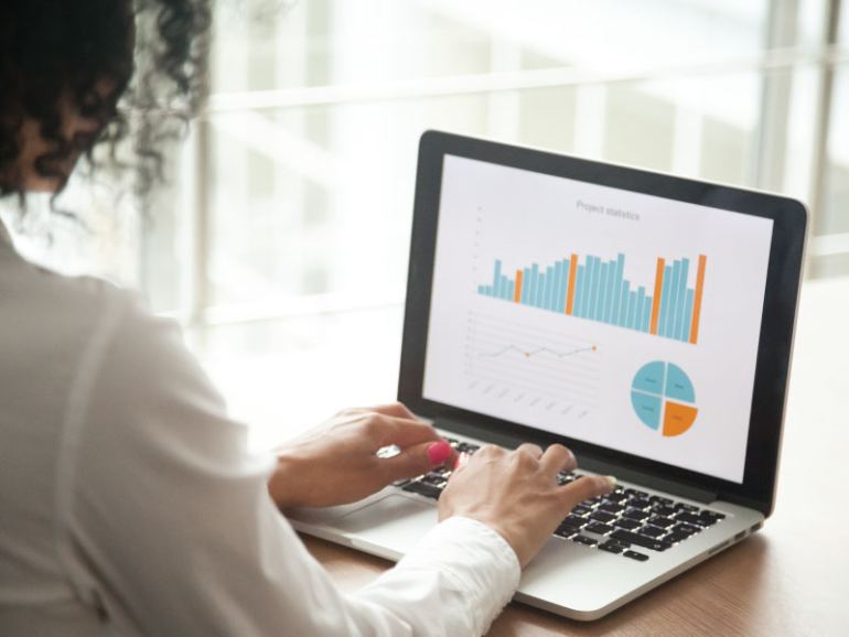 Navigating Mid-Year: Key Considerations for Marketing Managers to Optimize Performance Blog