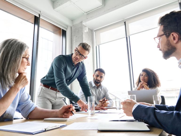 Nurturing Growth and Accountability: Conducting Effective Performance Reviews for Marketing Managers Blog