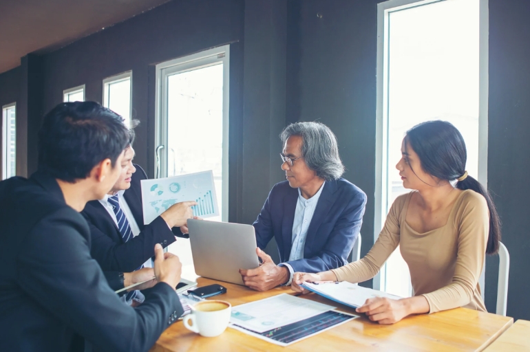 Aligning Sales and Marketing Teams for Effective Business Results Blog